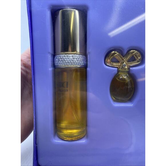 White Diamonds Elizabeth Taylor Perfume Boxed Gift Set NEW 1 Fl Oz & 1.7 FL Oz - Picture 5 of 6
